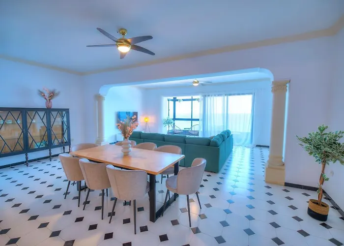 Beautifully Furnished Seafront 4 Bedrooms Goslm-4