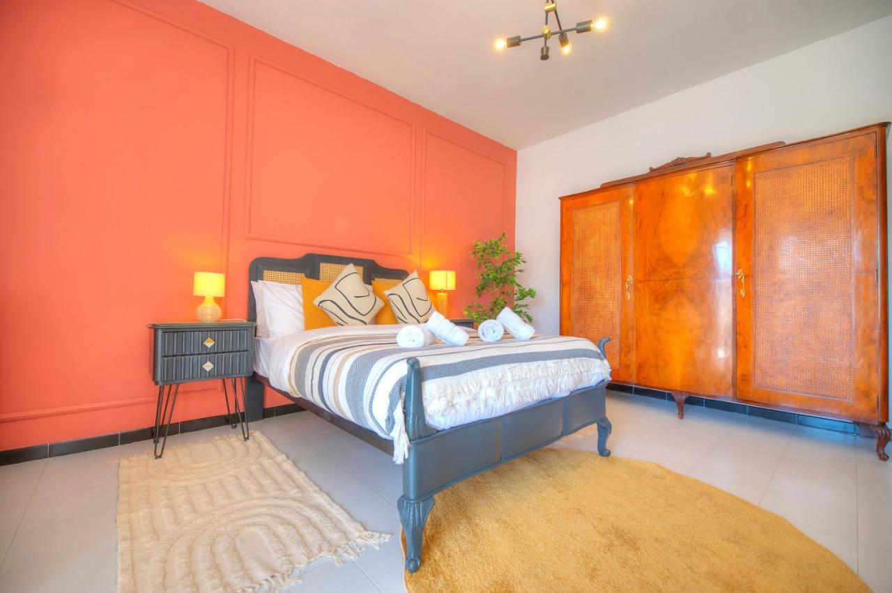 Beautifully Furnished Seafront 4 Bedrooms Goslm-4 Apartment
