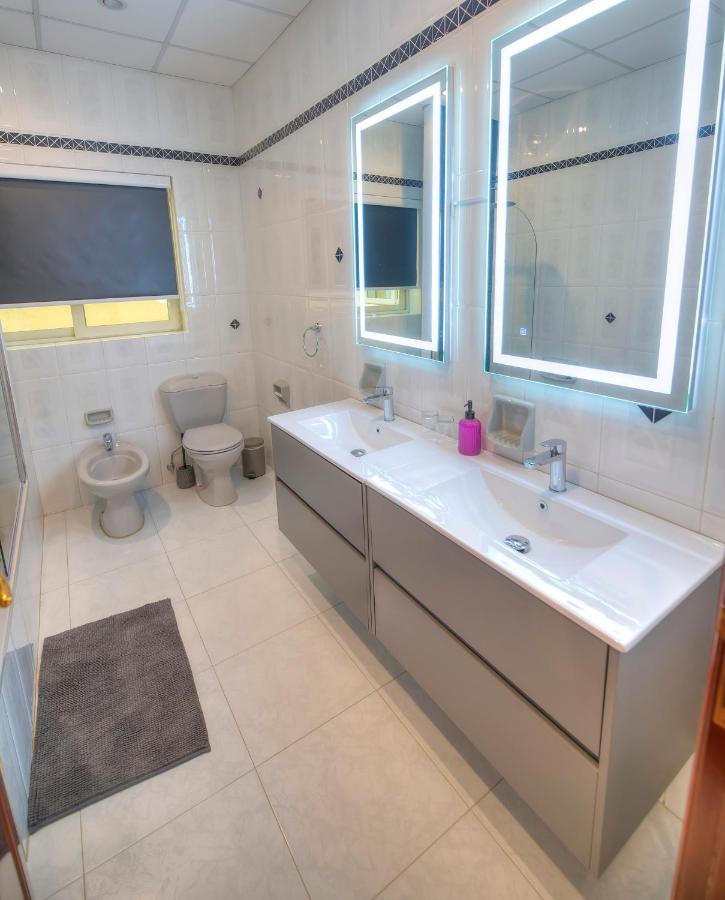 Beautifully Furnished Seafront 4 Bedrooms Goslm-4 Apartment