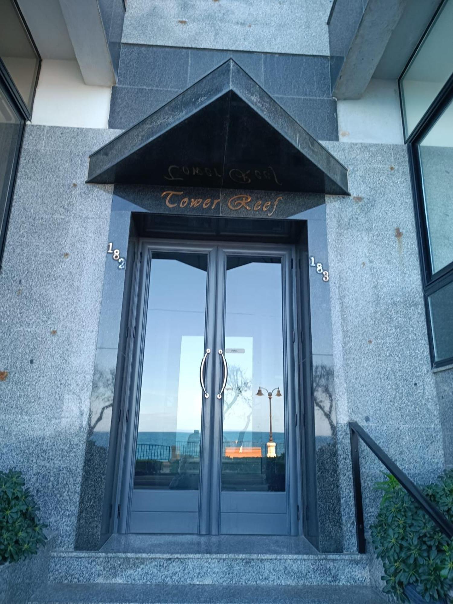 Beautifully Furnished Seafront 4 Bedrooms Goslm-4 Apartment
